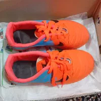 کفش ورزشی بچه‌گانه