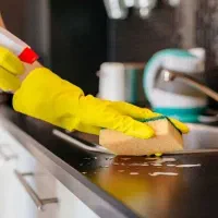 شرکت خدماتی نظافتی نوین با نظافتچی خانم و اقا