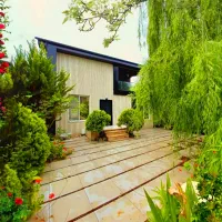 ویلایی که حیاطش بهشته مدارکش کامله منطقش هم برنده