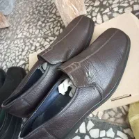 کفش چرم مناسب