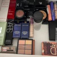 دستیار میکاپ