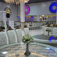 مهماندار تالار پذیرایی