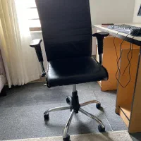 صندلی کارکرده ۲