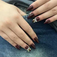 ناخن کار هستم برای کار در سالن|خدمات آرایشگری و زیبایی|گنبد کاووس, |دیوار