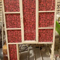 پنجره آهنی وکپسول