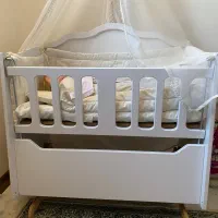 تخت گهواره ای