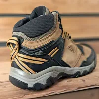 کفش کوهنوردی کین سایز ۴۳ اکبند|کوهنوردی و کمپینگ|تهران, تجریش|دیوار