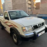 نیسان پیکاپ درحد