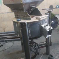 آسیاب برقی و تراکتوری|ماشین‌آلات صنعتی|تبریز, |دیوار