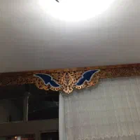 کتیبه همراه با پرده های مخمل