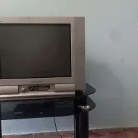 تلویزیون ۲۱ پاناسونیک همراه میز وگیرنده دیجیتال