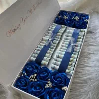 گل روز مادر|گل مصنوعی|اندیشه, اندیشه فاز ۴|دیوار