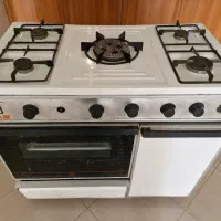 اجاق گاز ۵ شعله فردار و جوجه گردان