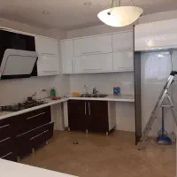کابینت آشپزخانه و تختخواب یکنفره و کتابخانه ست.|کتابخانه، شلف، قفسه‌های دیواری|تهران, سعادت‌آباد|دیوار