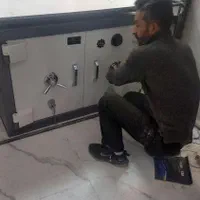 گاوصندوق طلایی زیر ویترین گاو صندوق ۱۲۰در ۸۰|ابزارآلات|تبریز, |دیوار