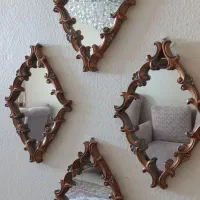 آینه تزیینی لوزی شکل