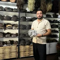 پروتز مو عمده فروش نصب و تعویض چسب و ترمیم