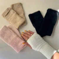 دستکش های چرم و بافتنی زنانه و خارجی|لباس|شیراز, میانرود|دیوار