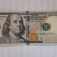 دلار تزئینی