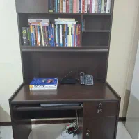 میز کامپیوتر کتابخانه دار