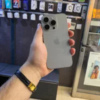 اپل iPhone 15 Pro با حافظهٔ ۲۵۶ گیگابایت