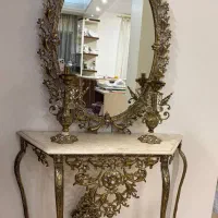 آیینه و شمعدان برنجی