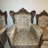 مبلمان سالم و تمیز چوب گردو