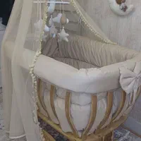 تخت نوزاد گهواره شو