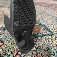 پوتین|کیف، کفش، کمربند|بافت, |دیوار