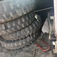 جیپ صحرا با چهار تا رینگ لاستیک