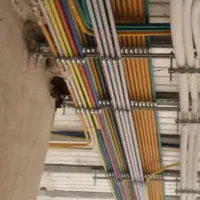 کارگرجهت برق کاری صنعتی وساختمانی