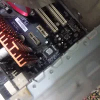 فروش رایانه خانگی|رایانه رومیزی|قم, چهل درخت‎|دیوار