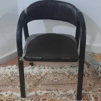 صندلی سالم و محکم