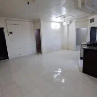 آپارتمان گل سرخی