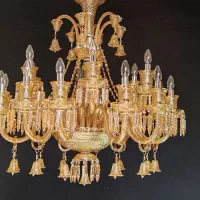 لوستر باکارات با ۱۸ شاخه عسلی رنگ کریستالی