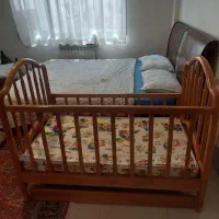 تخت کودک چوبی|تخت و صندلی بچه|تهران, بهار|دیوار