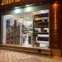 رهن کامل مغازه با دکور (عالیشهر)