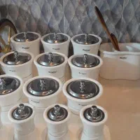 سرویس آشپز خانه  ۲۹ پارچه کاملا نو  و تمیز