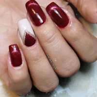 خدمات وآموزش کاشت ناخن و مژه و لیفت ابرو با مدرک|خدمات آرایشگری و زیبایی|اصفهان, مصلی|دیوار