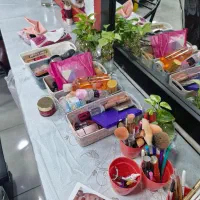 مدل میکاپ ‌ابرو.  کوتاهی. شنیون . مژه موقت