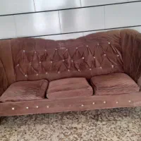یک عدد مبل ۳ نفره