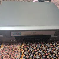 پخش کننده نوار کاست قدیمی