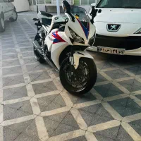 cbr 1000. 2012
