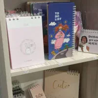 فروش لوازم تحریر نو و فانتزی به علت جمع آوری مغازه|حراج|شیراز, شهرک قمشه|دیوار