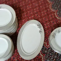فروش سرویس غذاخوری ۱۲ نفره|ظروف سرو و پذیرایی|بروجرد, |دیوار