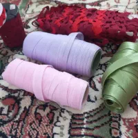 مقداری لوازم خیاطی