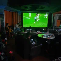 کار در قلیان سرا