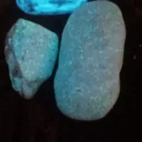 سنگ شب چراغ آدم
