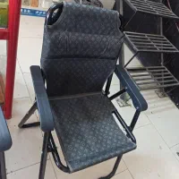 سلام. نیمکت های تا شو در رنگ های مختلف