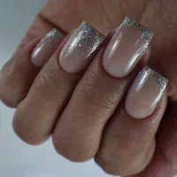 کاشت‌وترمیم‌ناخن|خدمات آرایشگری و زیبایی|رشت, معلم|دیوار